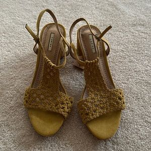 Corina suede leather, peep toe, 2.5” Heel